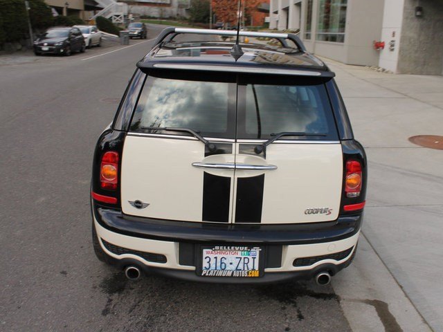 Mini Cooper Clubman 2010 photo 2