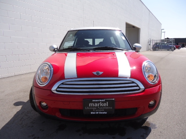 Mini Cooper Clubman 2010 photo 1