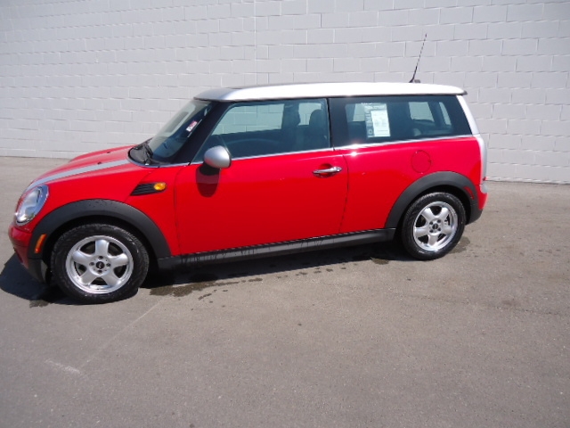 Mini Cooper Clubman 2010 photo 2