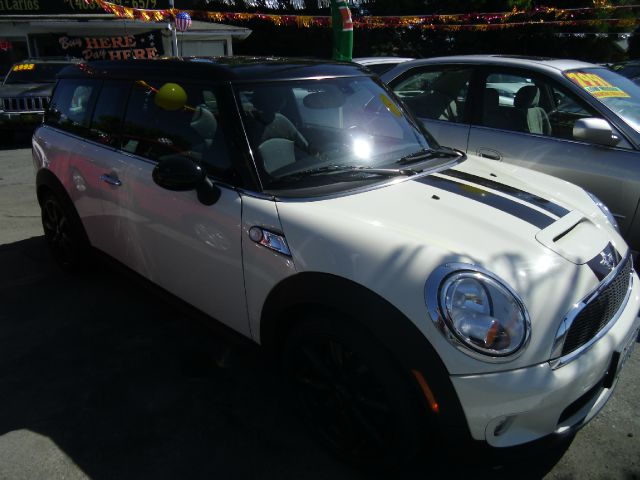 Mini Cooper Clubman 2010 photo 4