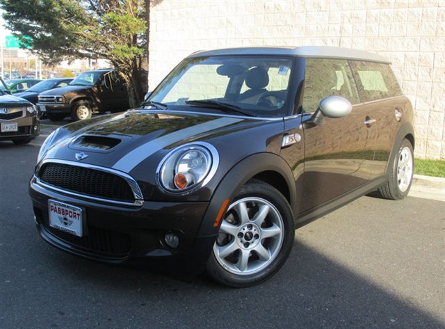 Mini Cooper Clubman 2010 photo 2