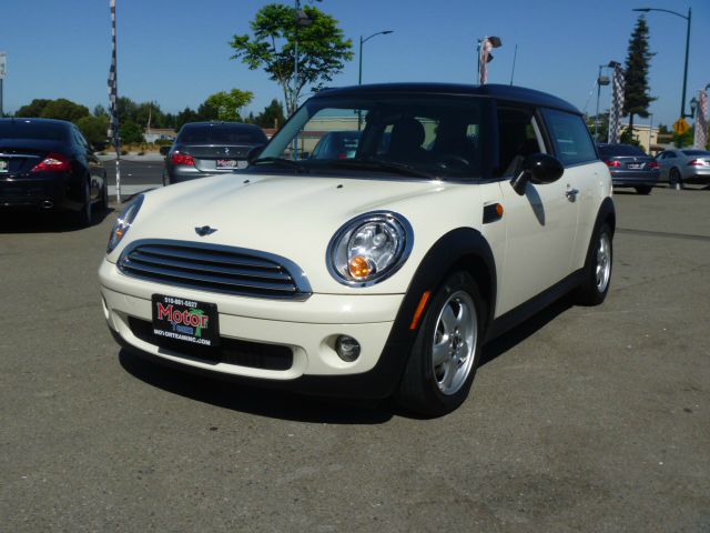 Mini Cooper Clubman 2010 photo 3