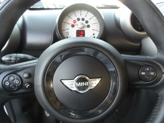 Mini Cooper Countryman 2012 photo 16