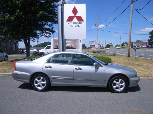 Mitsubishi Diamante 2002 photo 1