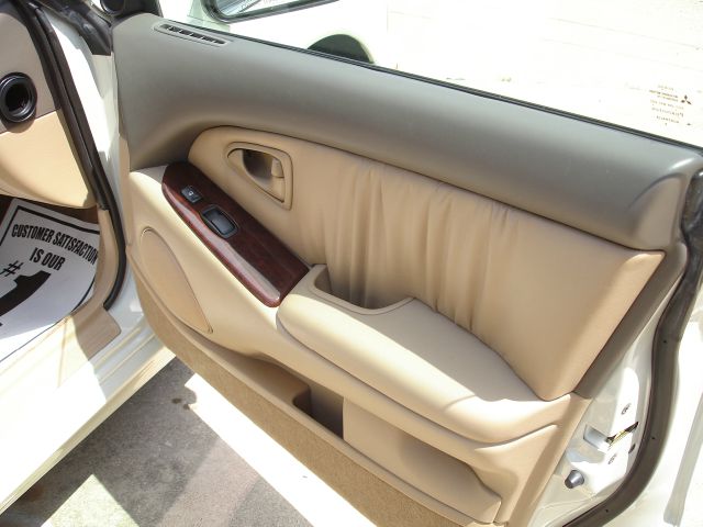 Mitsubishi Diamante 2002 photo 14