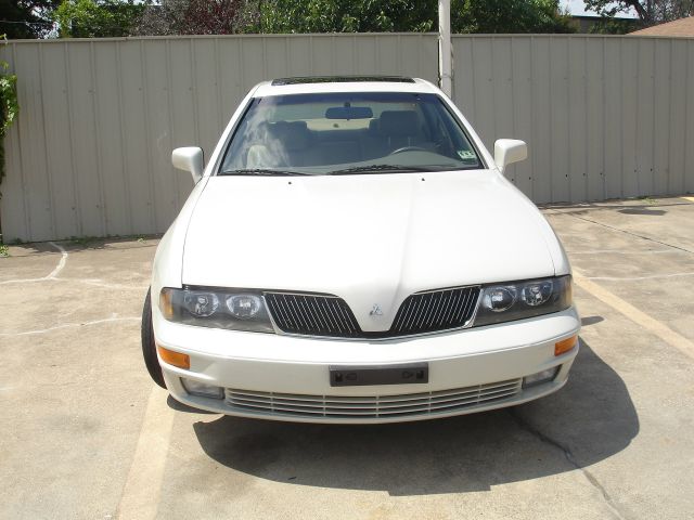 Mitsubishi Diamante 2002 photo 3