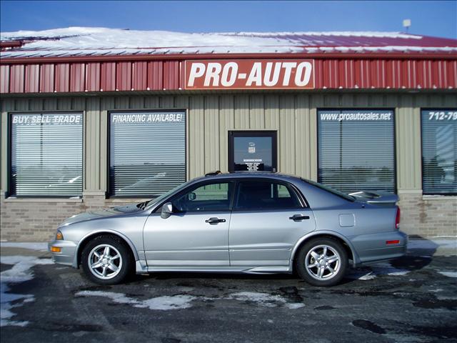 Mitsubishi Diamante LE Sedan