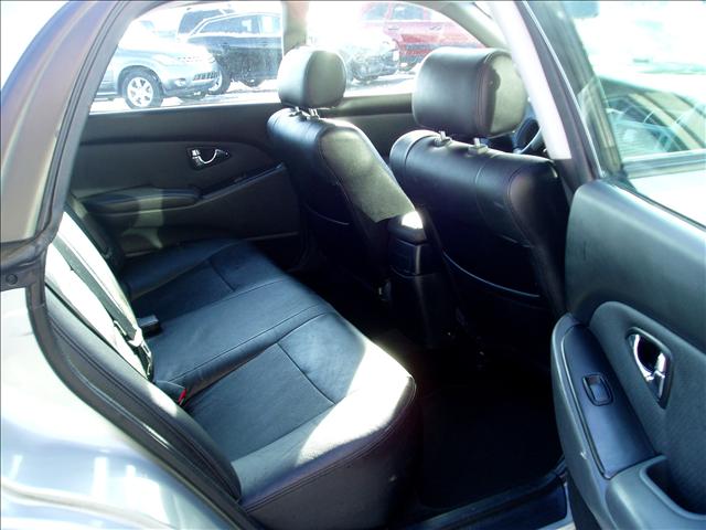 Mitsubishi Diamante 2003 photo 1