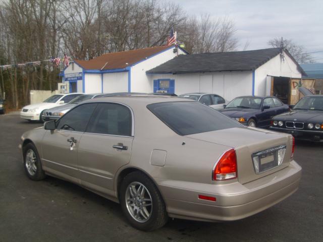 Mitsubishi Diamante 2003 photo 1