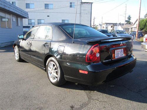 Mitsubishi Diamante 2004 photo 3