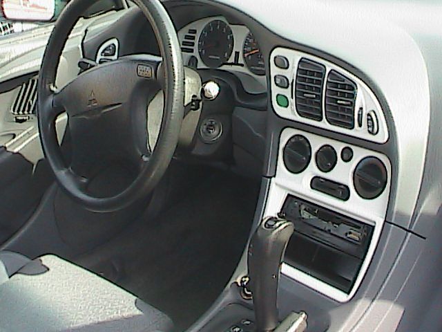 Mitsubishi Eclipse 1996 photo 4