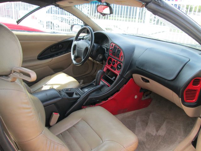 Mitsubishi Eclipse 1999 photo 2