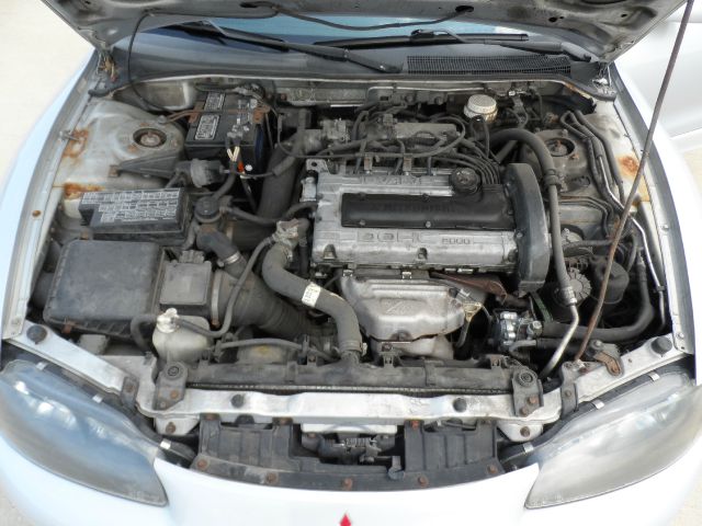 Mitsubishi Eclipse 1999 photo 4