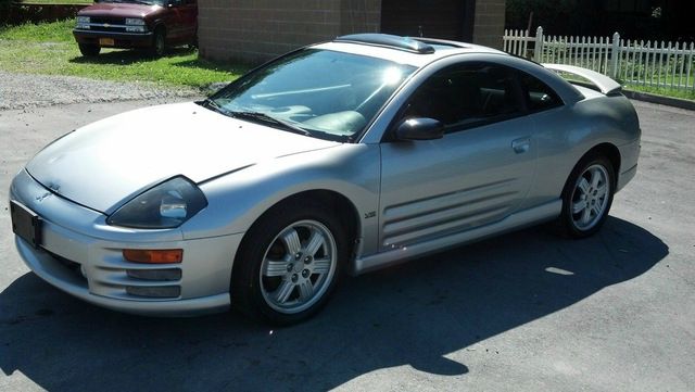 Mitsubishi Eclipse 2000 photo 1