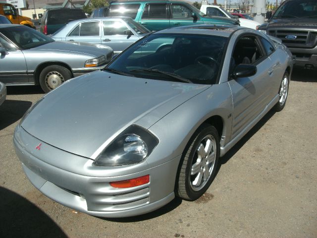 Mitsubishi Eclipse 2000 photo 1