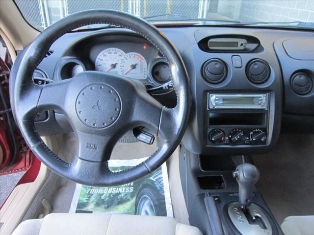 Mitsubishi Eclipse 2000 photo 2