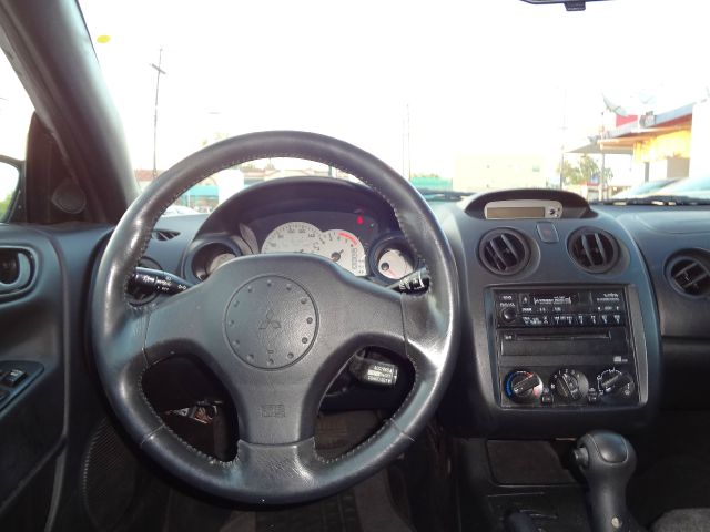 Mitsubishi Eclipse 2000 photo 9