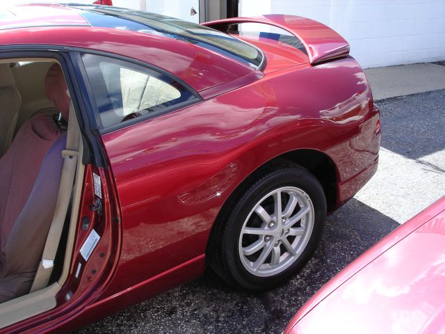 Mitsubishi Eclipse 2000 photo 3