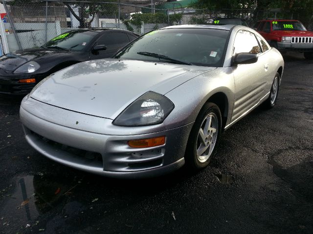 Mitsubishi Eclipse 2000 photo 1