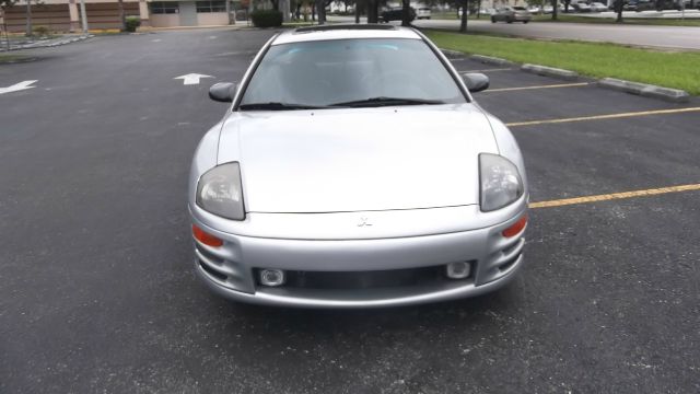 Mitsubishi Eclipse 2000 photo 2