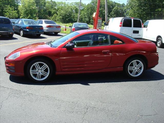 Mitsubishi Eclipse 2000 photo 2