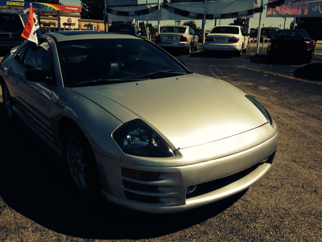 Mitsubishi Eclipse 2000 photo 2