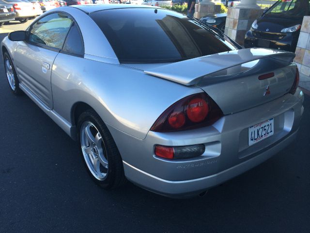 Mitsubishi Eclipse 2000 photo 2