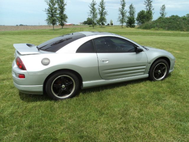 Mitsubishi Eclipse 2000 photo 4