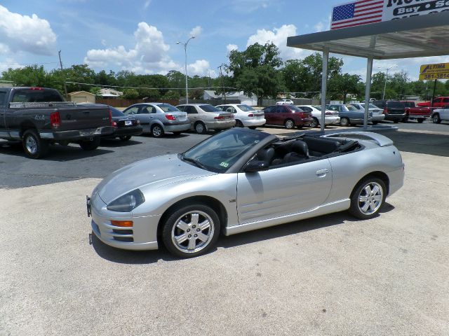 Mitsubishi Eclipse 2001 photo 2