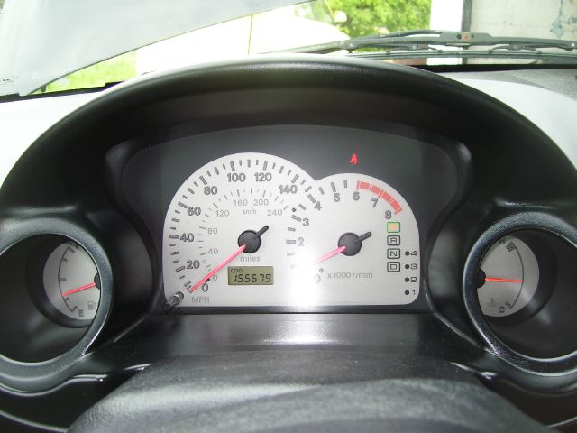 Mitsubishi Eclipse 2001 photo 2