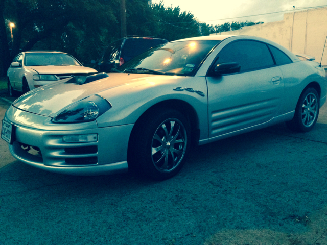 Mitsubishi Eclipse 2001 photo 4