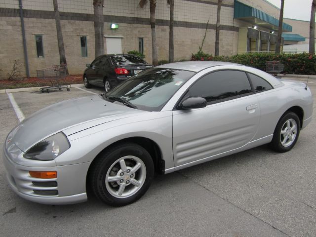 Mitsubishi Eclipse 2001 photo 2