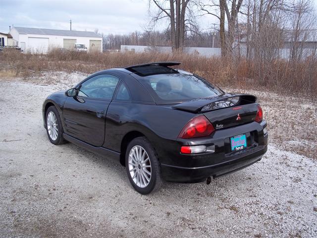 Mitsubishi Eclipse 2001 photo 2