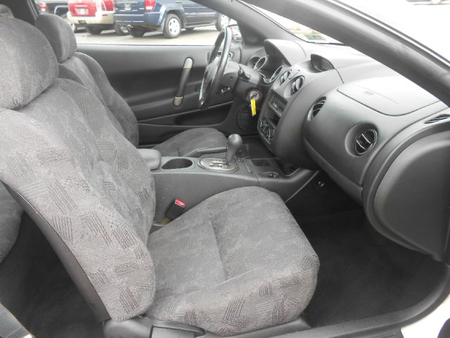 Mitsubishi Eclipse 2001 photo 2