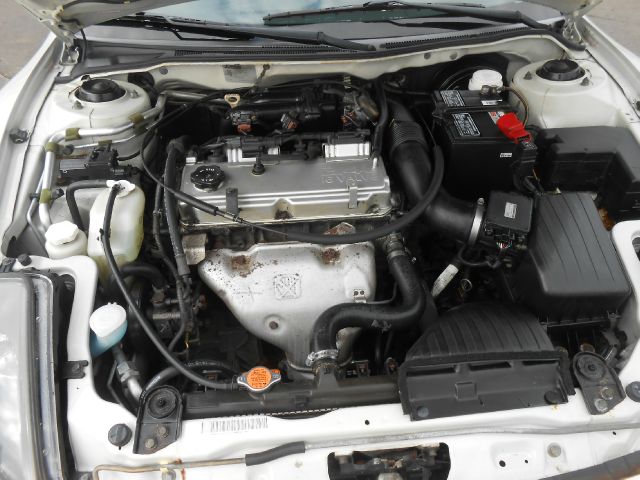 Mitsubishi Eclipse 2001 photo 4