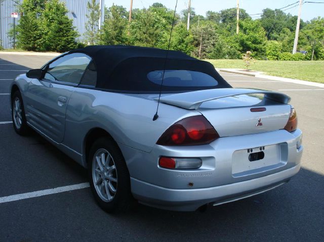 Mitsubishi Eclipse 2001 photo 2