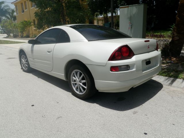 Mitsubishi Eclipse 2001 photo 4