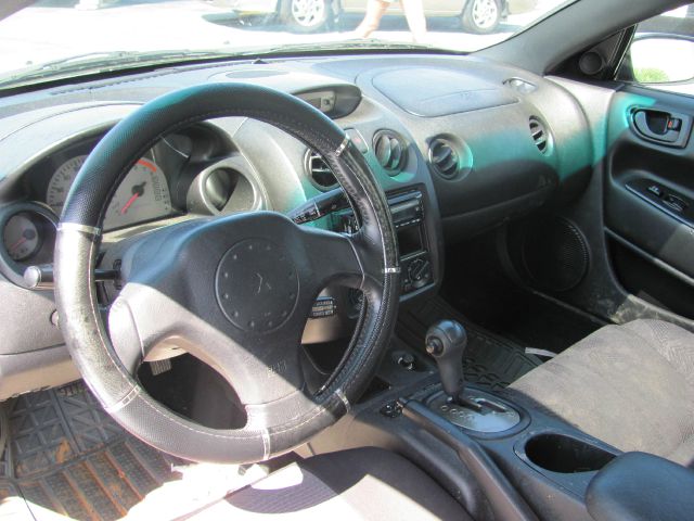 Mitsubishi Eclipse 2001 photo 2