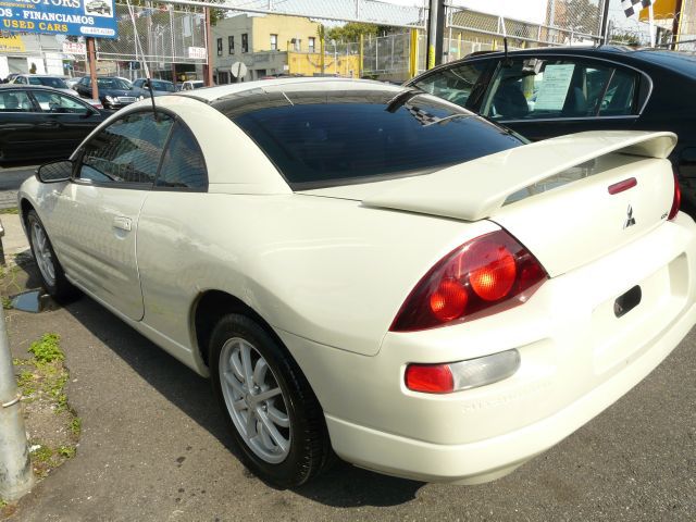 Mitsubishi Eclipse 2002 photo 2