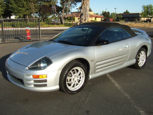 Mitsubishi Eclipse 2002 photo 2