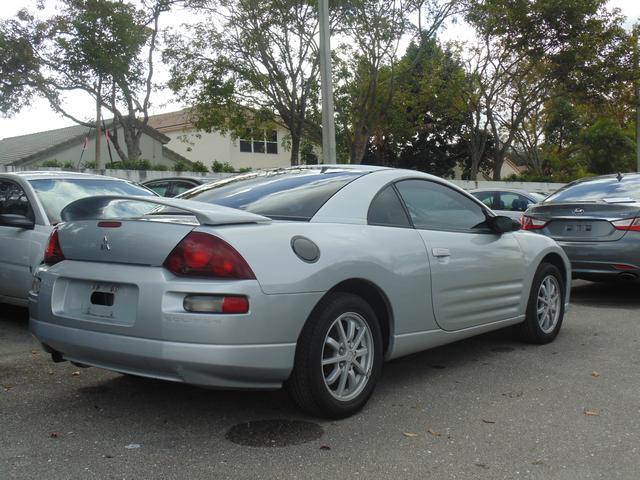 Mitsubishi Eclipse 2002 photo 2