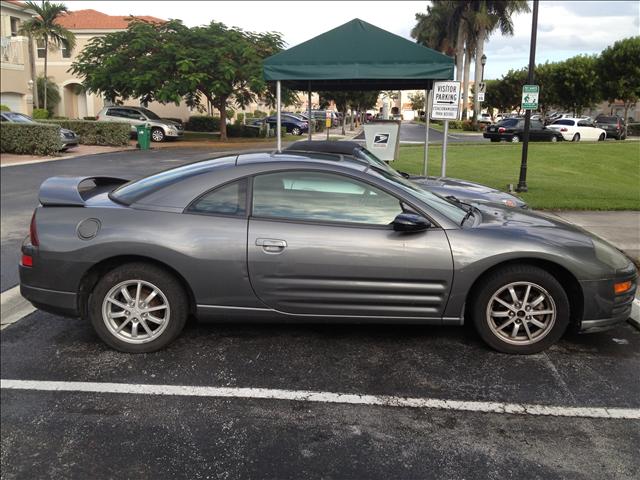 Mitsubishi Eclipse 2002 photo 1