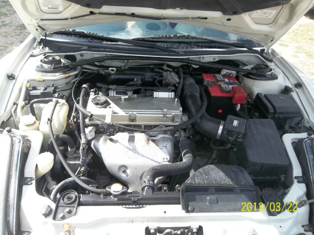 Mitsubishi Eclipse 2002 photo 2