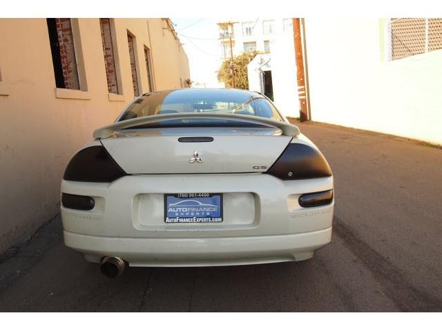 Mitsubishi Eclipse 2002 photo 3