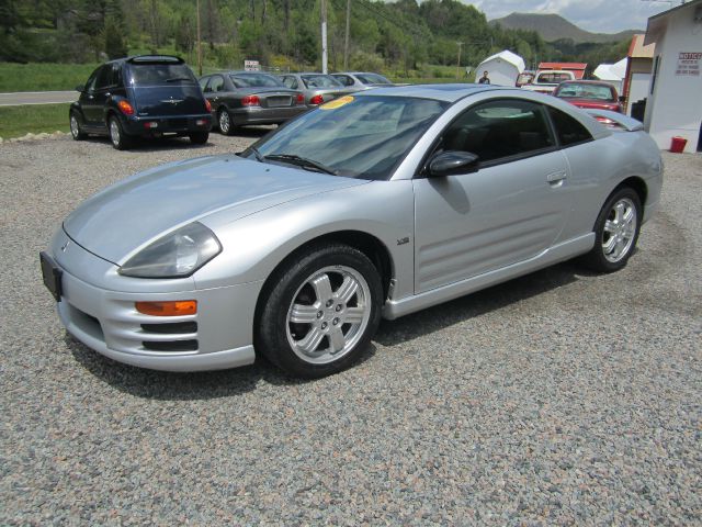 Mitsubishi Eclipse 2002 photo 2