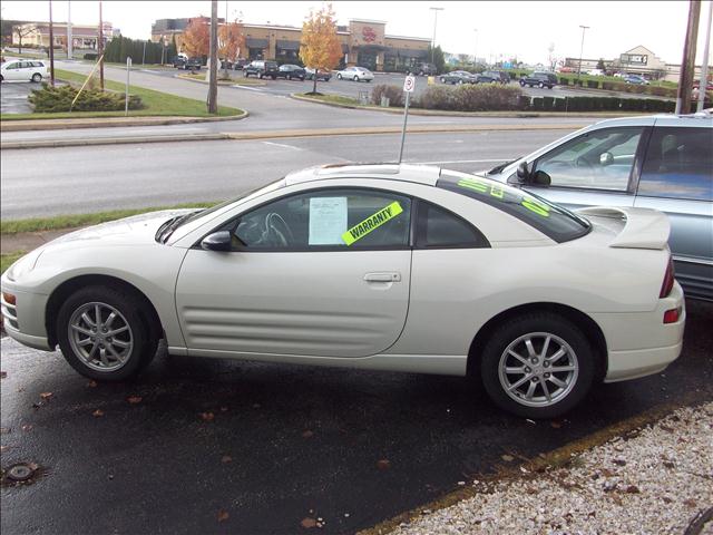 Mitsubishi Eclipse 2002 photo 2