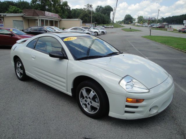 Mitsubishi Eclipse 2003 photo 2