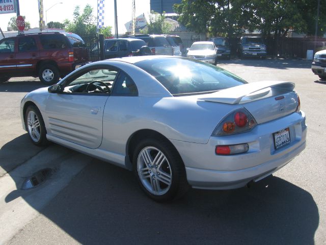 Mitsubishi Eclipse 2003 photo 4