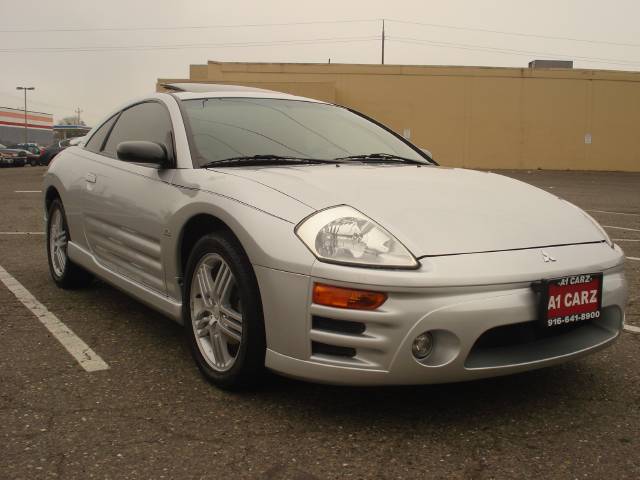 Mitsubishi Eclipse 2003 photo 2