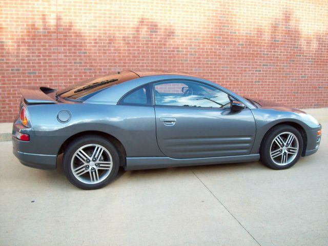 Mitsubishi Eclipse 2003 photo 2